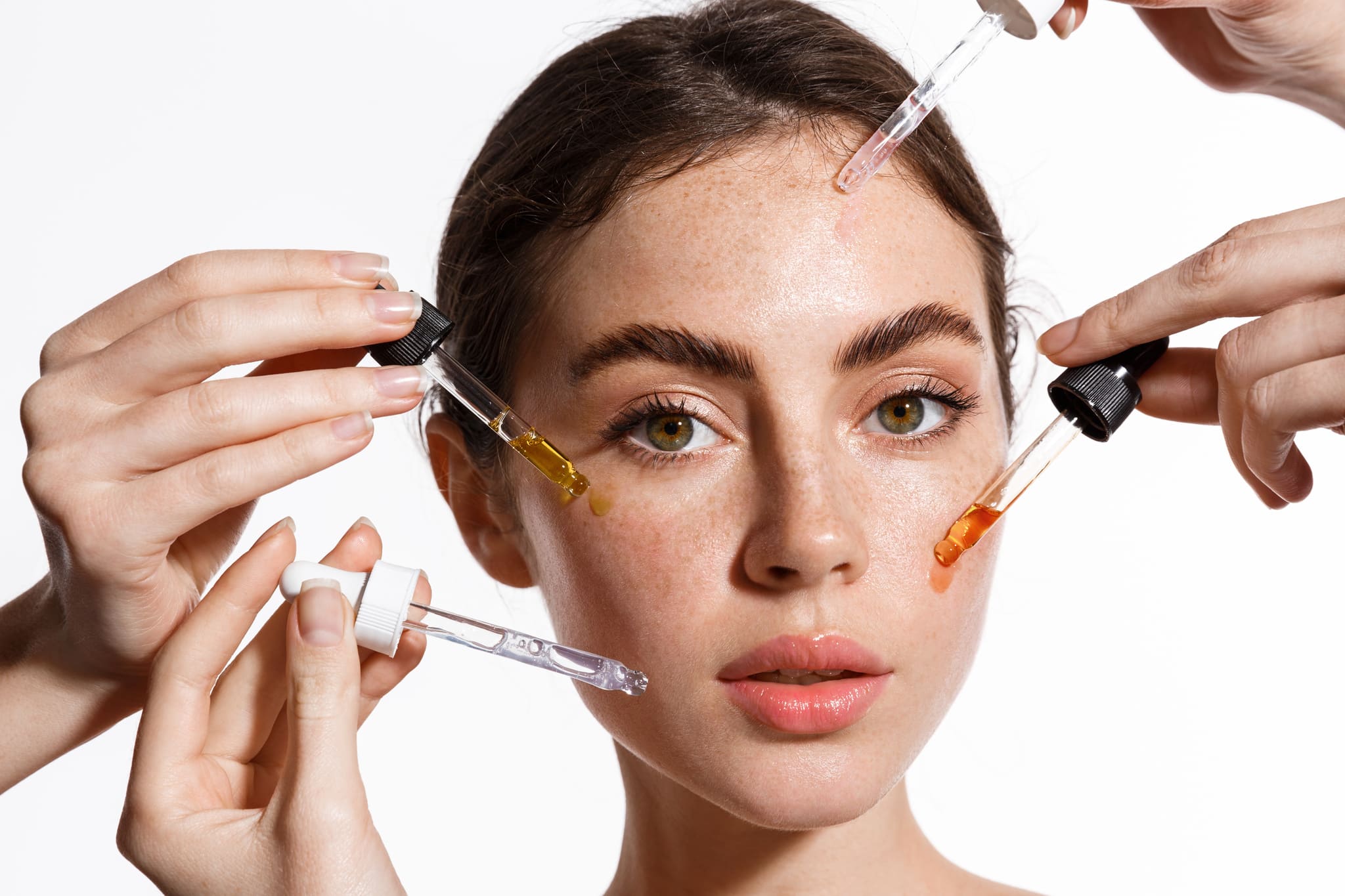 To Pair or Not to Pair: Vitamin C and Niacinamide in Your Skincare Routine